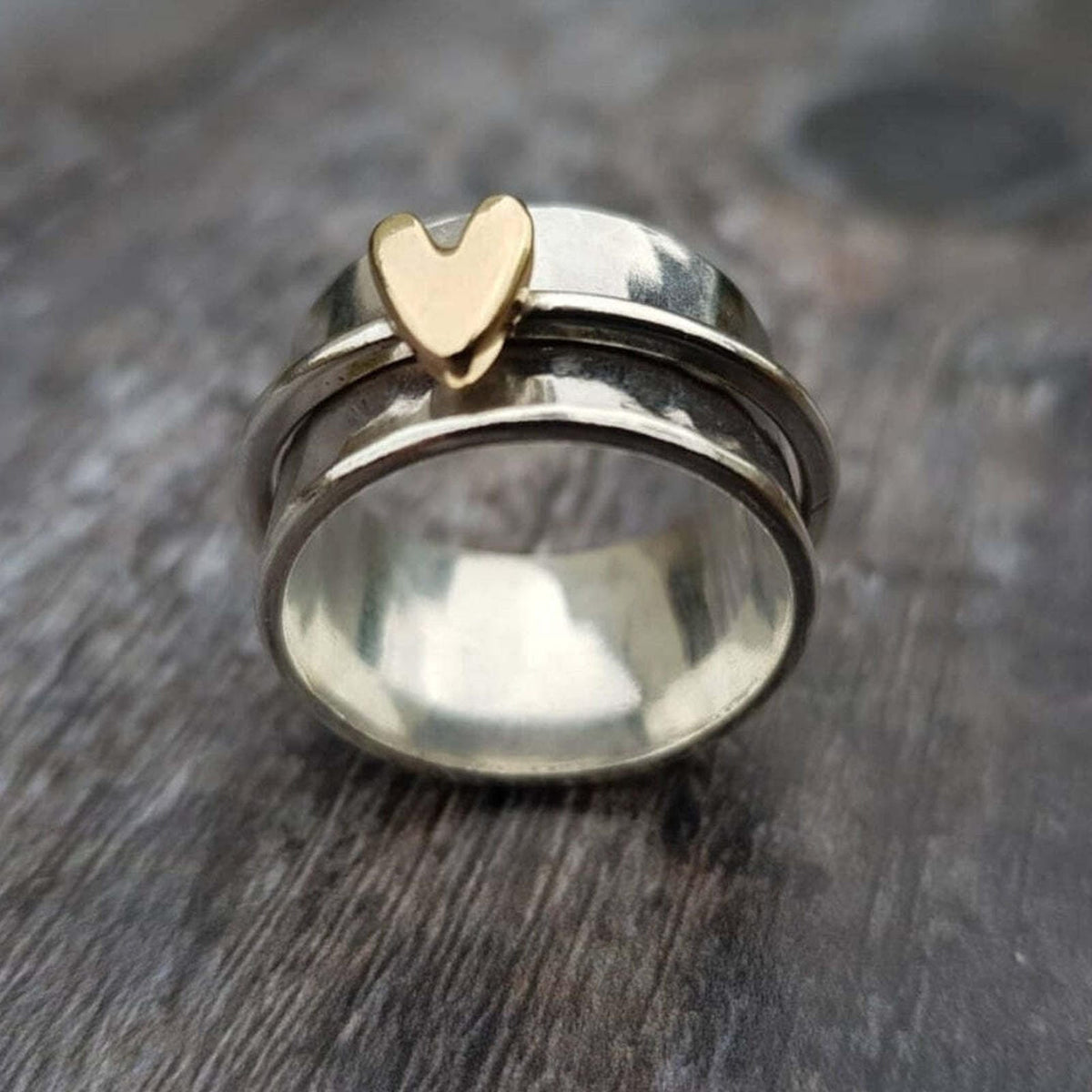 Anello Vintage Argento con Cuore Dorato