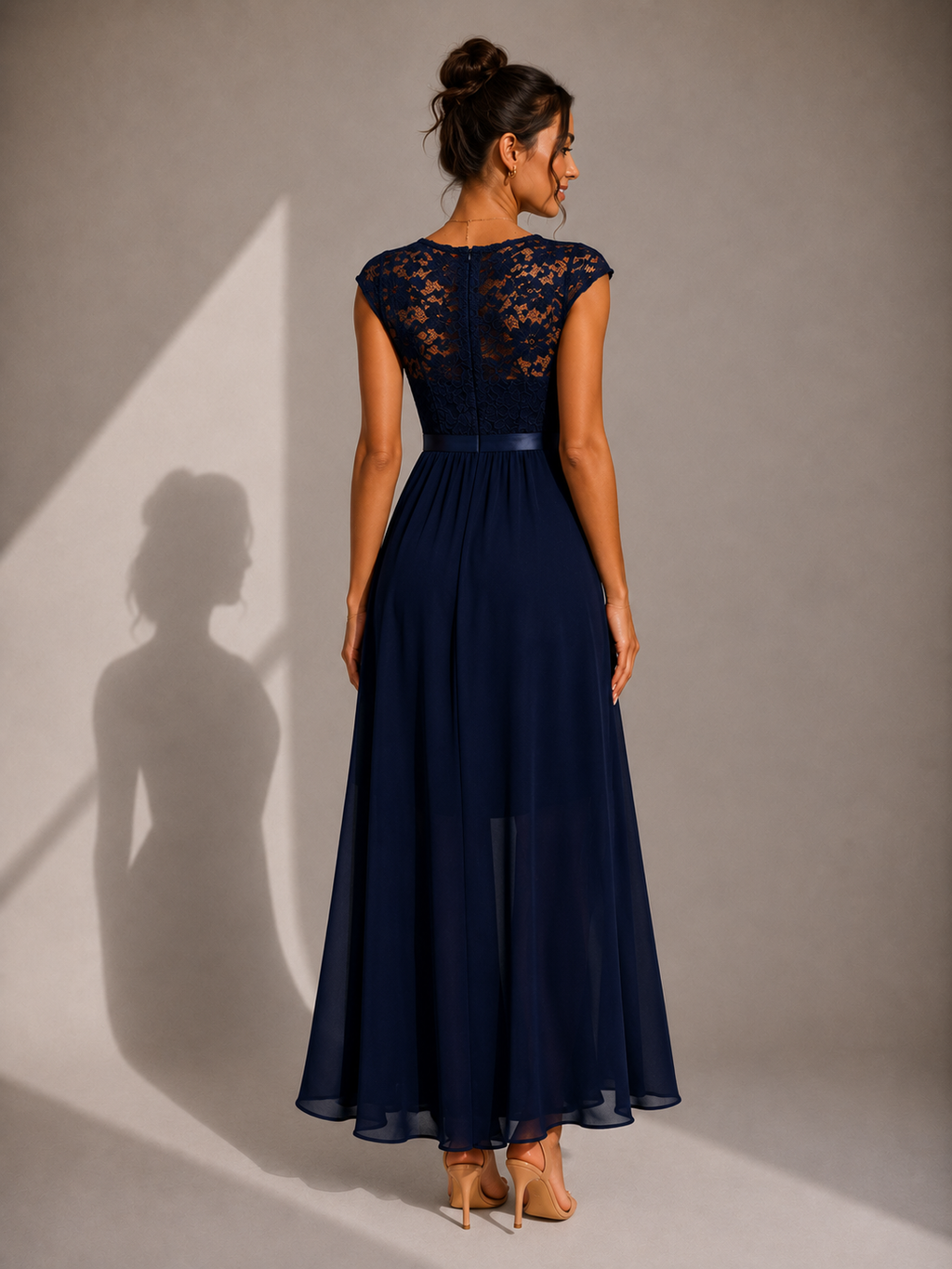 Vestito Maxi con Corpetto in Pizzo