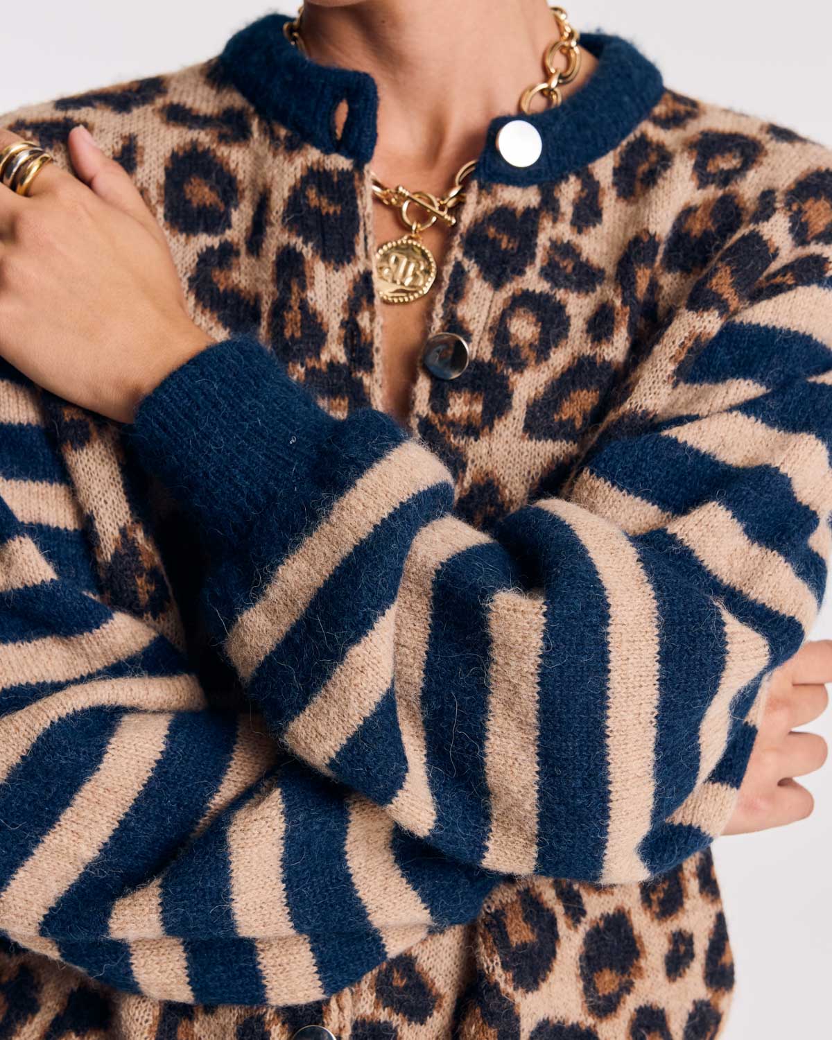 Cardigan Idole righe blu e leopardo