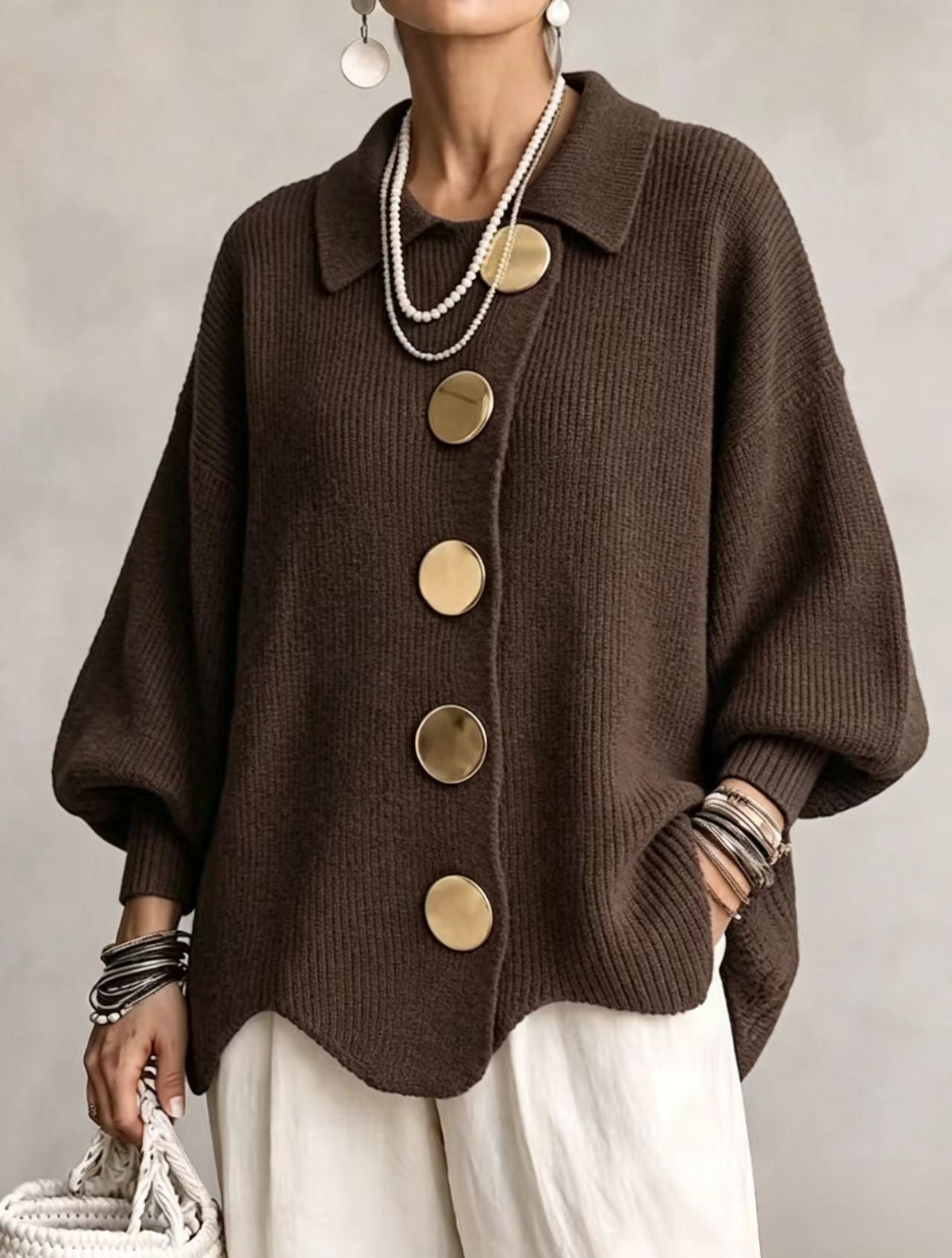 Isadora | Cardigan Oversize con Colletto e Grandi Bottoni Metallici