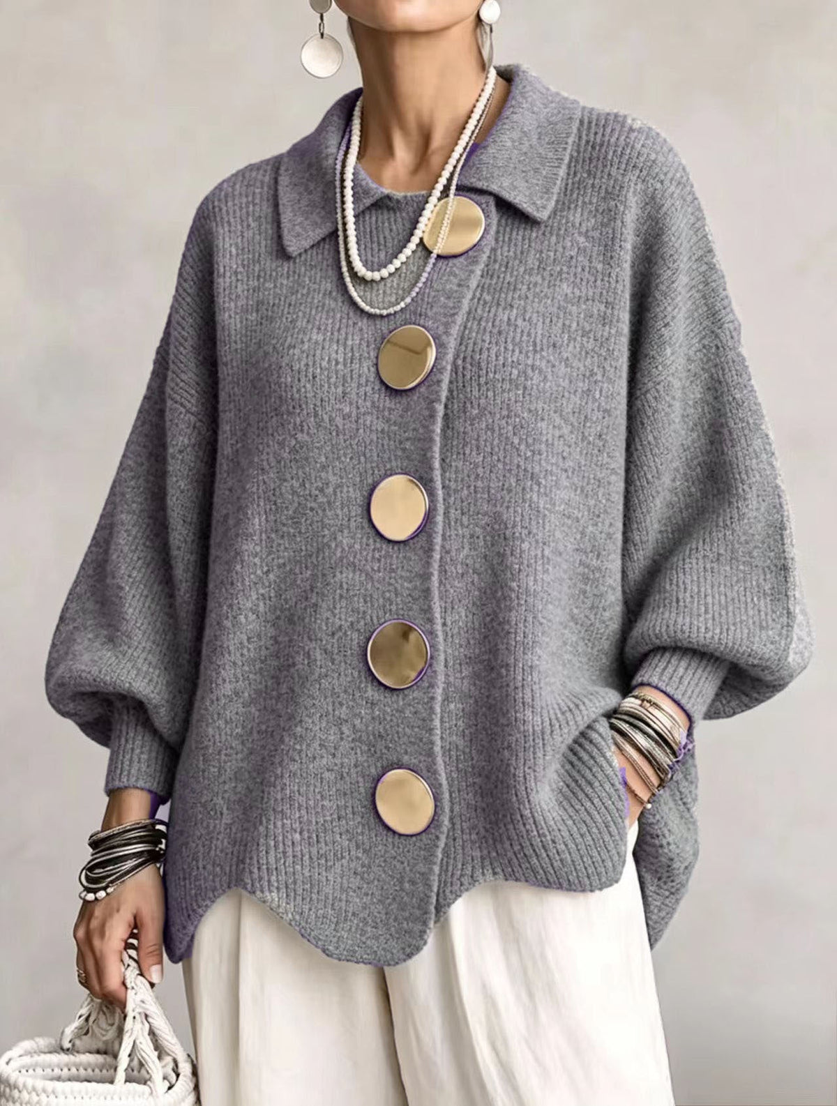 Isadora | Cardigan Oversize con Colletto e Grandi Bottoni Metallici