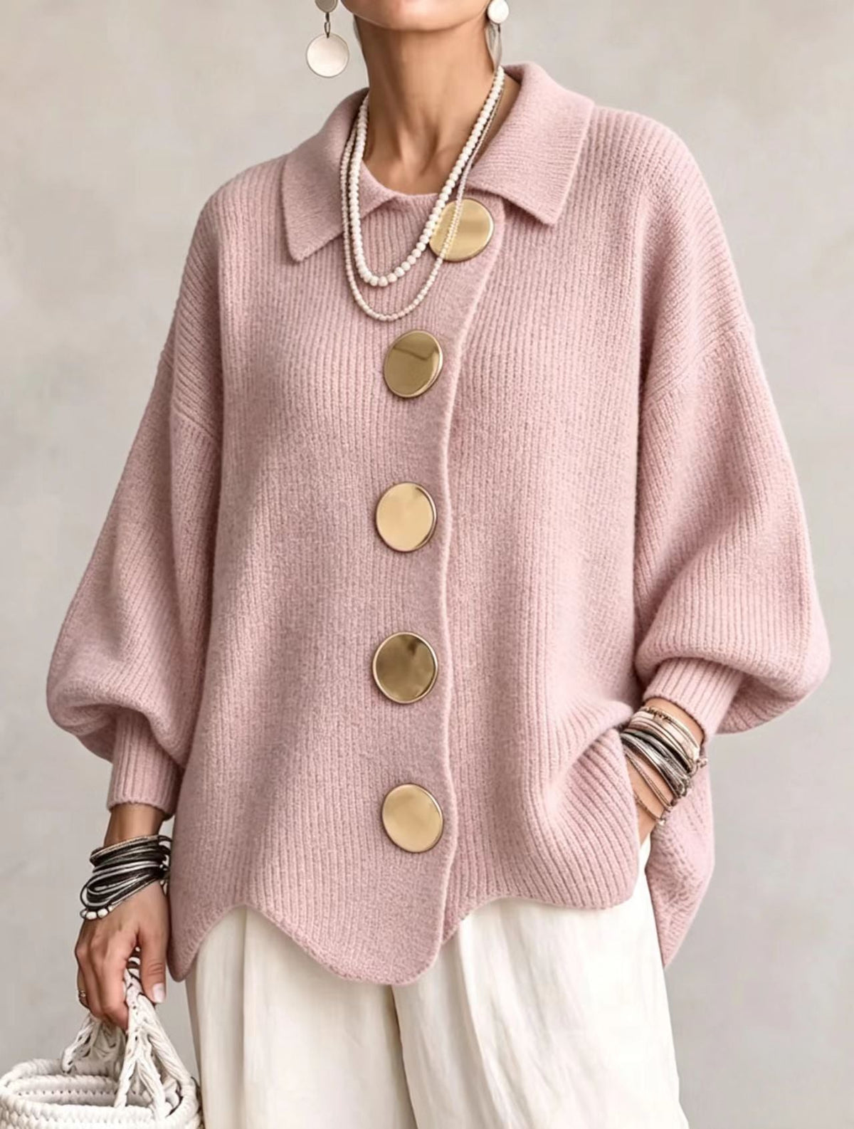 Isadora | Cardigan Oversize con Colletto e Grandi Bottoni Metallici