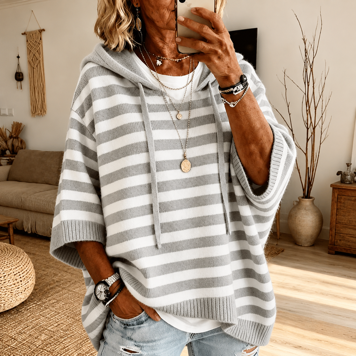 Celine – Maglione poncho a righe grigio