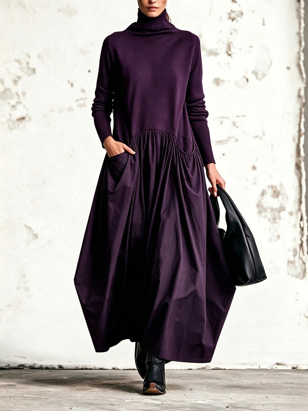 Odette | Abito Lungo Nero Oversize con Collo Alto