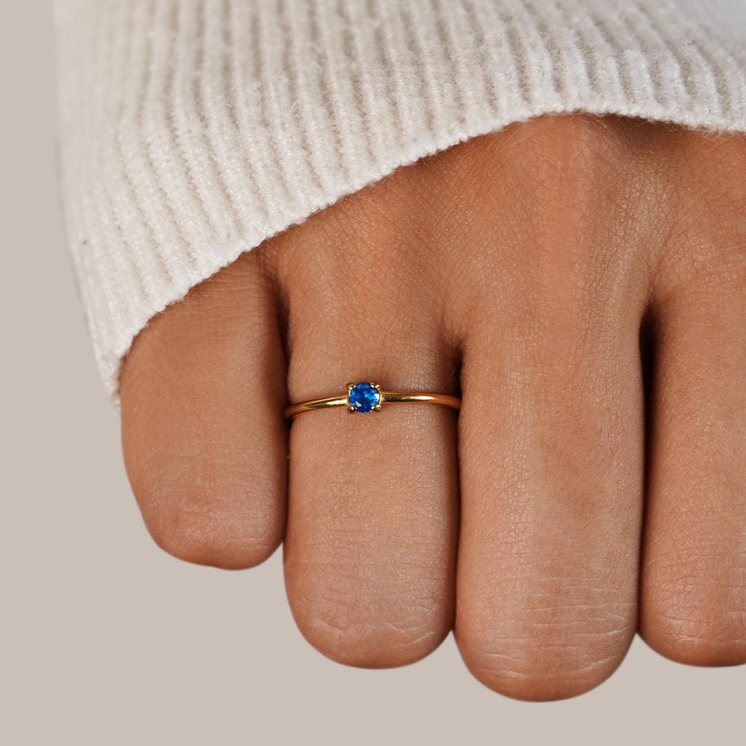 Anello con Pietra del Mese di Nascita