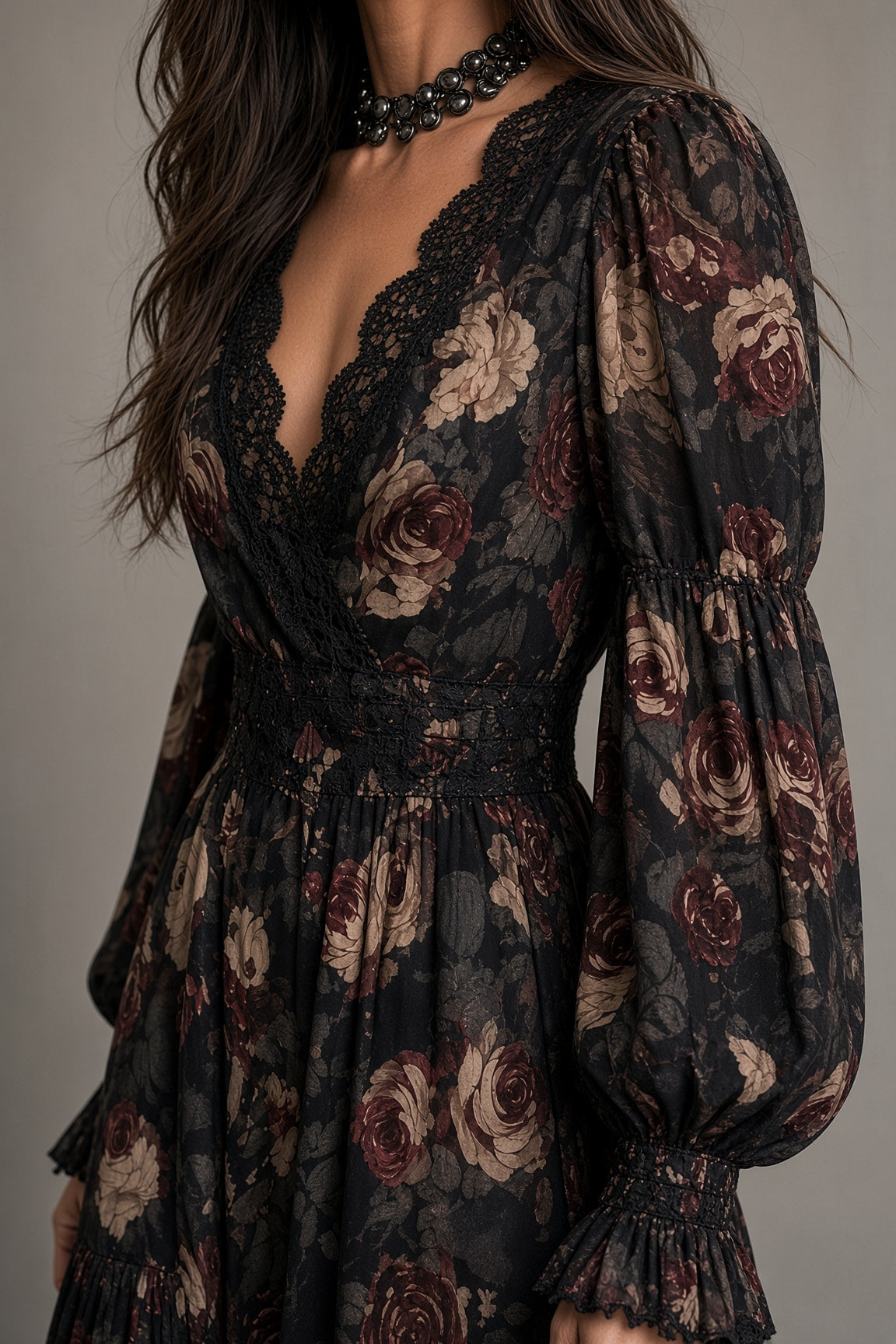 Elena | Abito Vintage Floreale con Pizzo